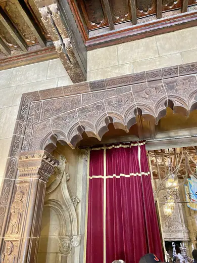 Photo 6: Interior
