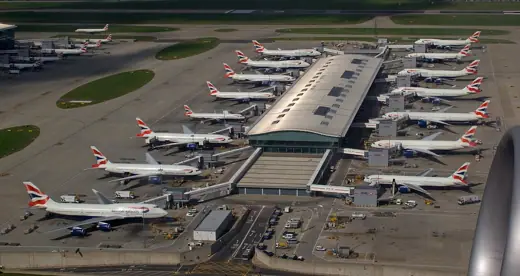 Photo 1: Exterior · Terminal 5 at London Heathrow Airport