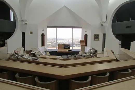 Photo 5: Interior · The Hecht synagogue in the Hebrew University