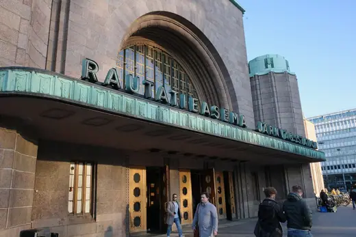 Photo 3: Exterior · Helsinki Railway Station, western entrance