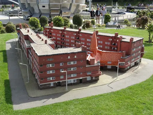Photo 7: Model