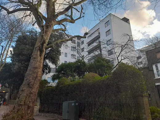 Photo 2: Exterior · High Point, Highgate