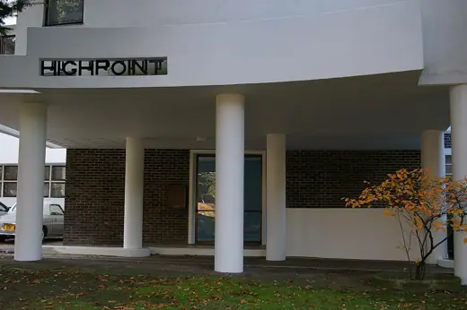 Photo 4: Exterior · Highpoint flats, Highgate