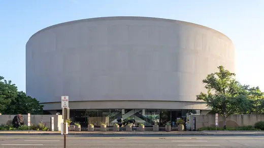 Photo 3: Exterior · Washington, DC