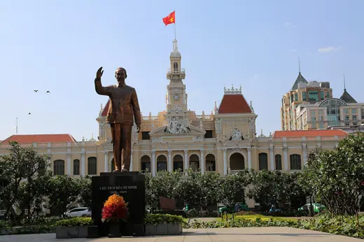 Photo 3: Exterior · Vietnam