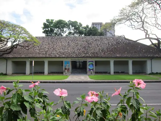 Photo 4: Exterior · Honolulu Museum of Art from Thomas Square