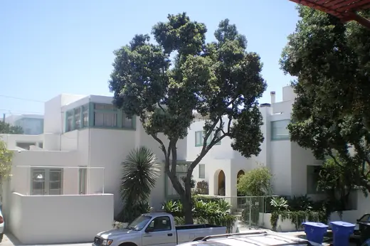 Photo 3: Exterior · Horatio West Court, Santa Monica, California