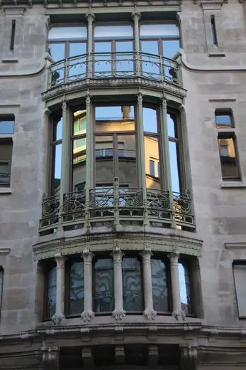 Photo 2: Exterior · Huis Tassel