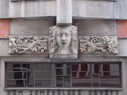 Photo 4: Detail
