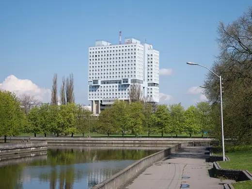 Photo 3: Exterior · House of Soviets, Kaliningrad