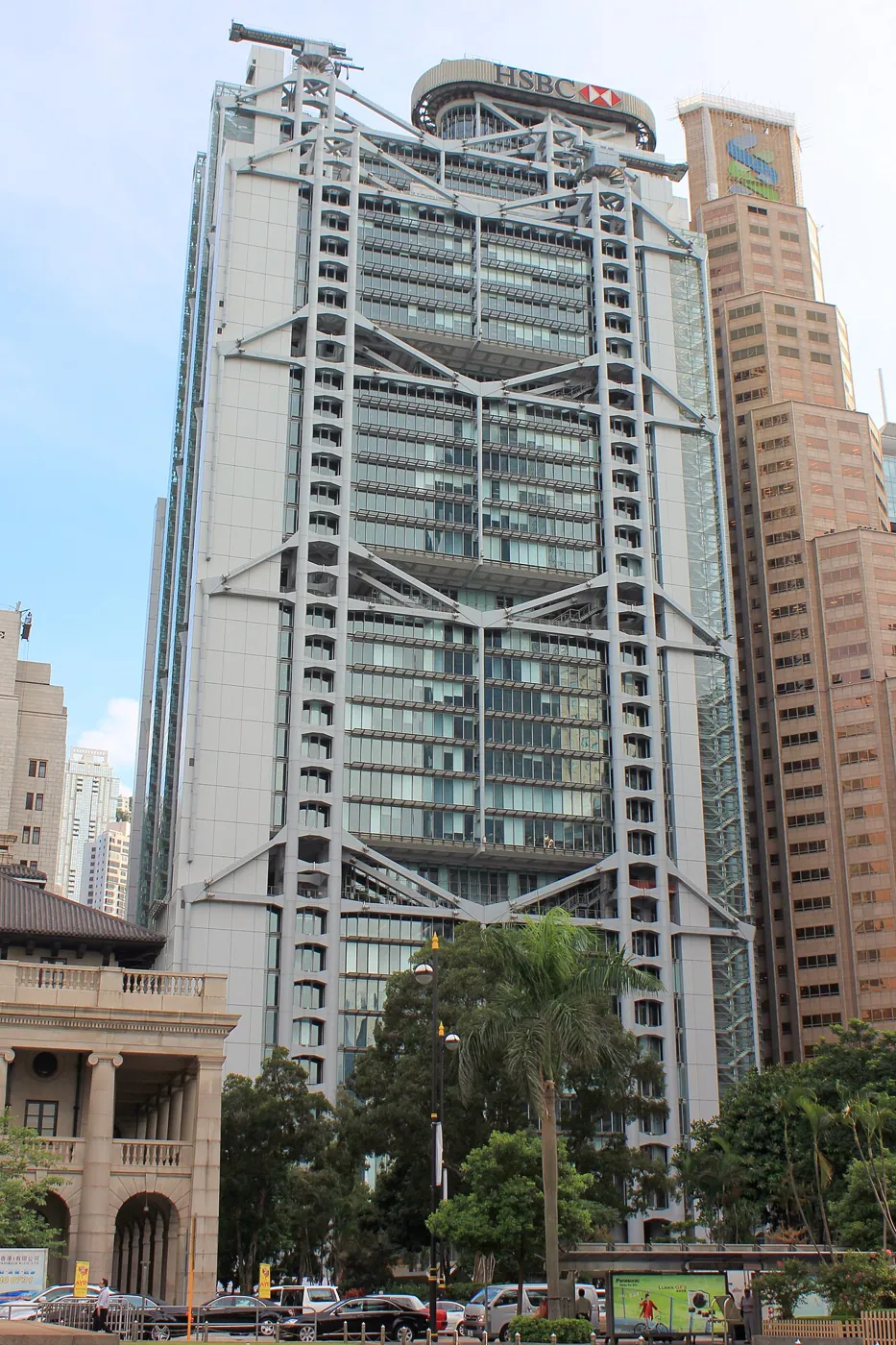 HSBC Main Building: Exterior · The Hong Kong headquarters of HSBC