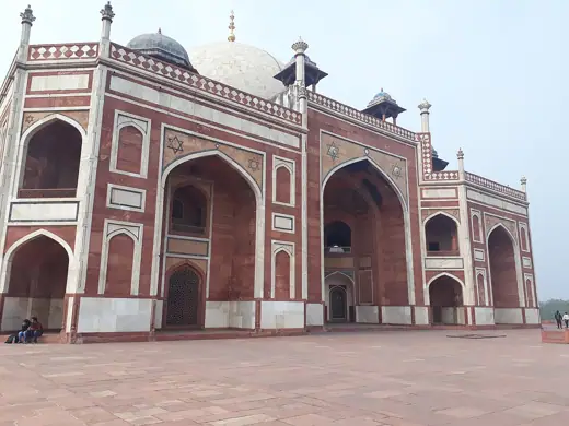 Photo 1: Exterior · Humayun's Tomb, buildings in Delhi