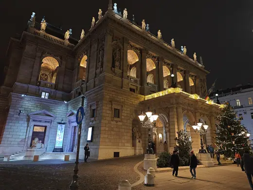 Photo 2: Exterior · Andrássy Christmas Lights 2025
