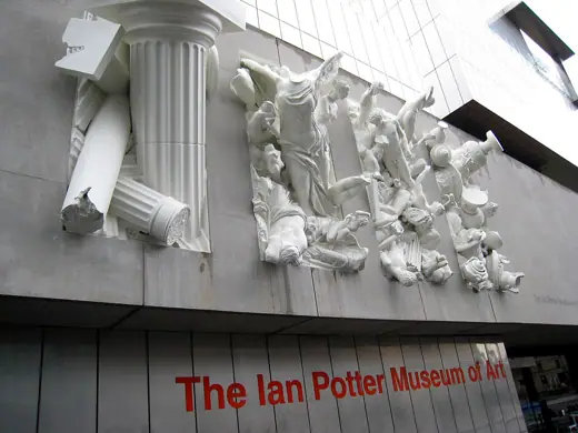 Photo 2: Exterior · University of Melbourne