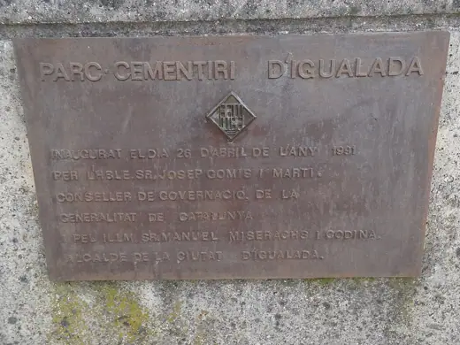 Photo 2: Exterior · New cemetery of Igualada