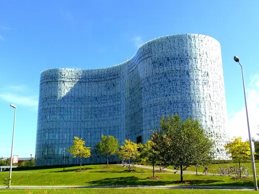 Photo 4: Exterior · The library of the Brandenburg University of Technology
