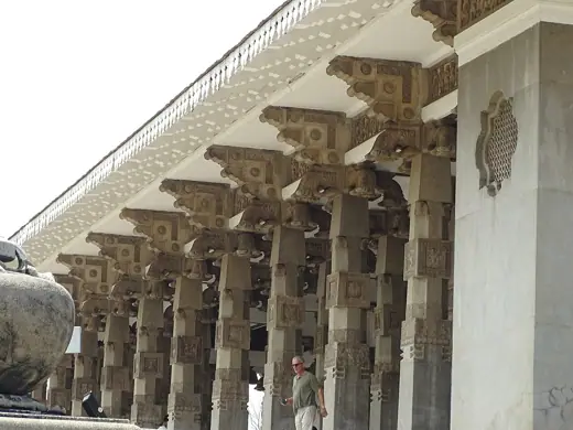 Photo 4: Interior · Detail of the monument of independence in Colombo, Sri Lanka