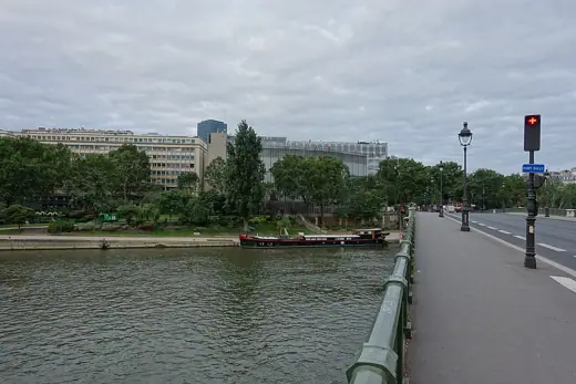 Photo 2: Exterior · Institut du monde arabe @ Paris