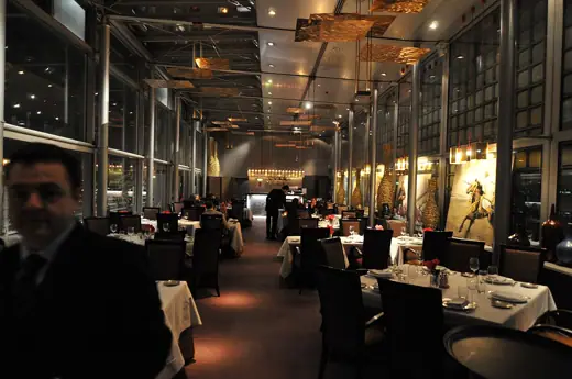 Photo 6: Interior