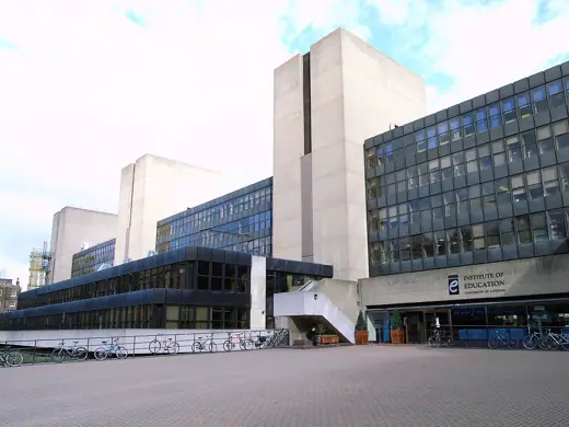 Photo 3: Exterior · Institute of Education Main Building