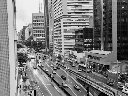 Photo 2: Exterior · Av Paulista em 2025