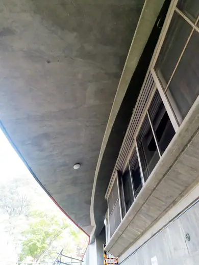 Photo 6: Interior