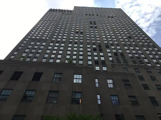 Photo 3: Exterior