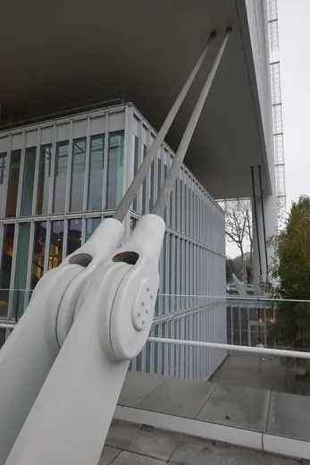 Photo 3: Exterior · Grattacielo Intesa Sanpaolo @ Turin