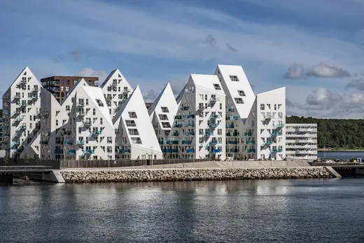 Photo 4: Exterior · Bostadshusen Isbjerget byggdes av svenska NCC i nya hamnstadsdelen Aarhus Ø