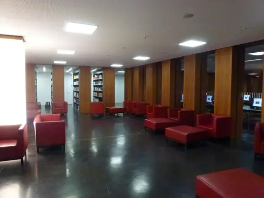 Photo 5: Interior · Jacob-und-Wilhelm-Grimm-Zentrum Lobby