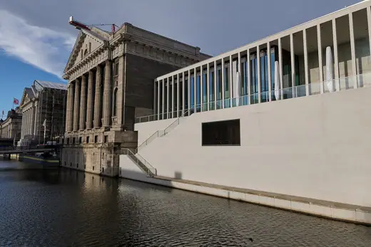 Photo 3: Exterior · James-Simon-Gallery in Berlin