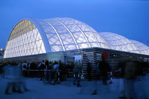 Photo 3: Exterior · Pavilion of Japan