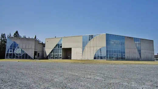 Photo 3: Exterior · The Japan Ukiyo-e Museum 