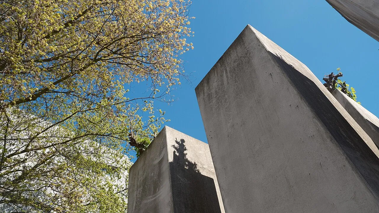 Jewish Museum Berlin: Context