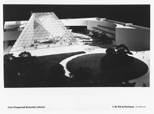 Photo 3: Exterior · Creator(s): General Services Administration