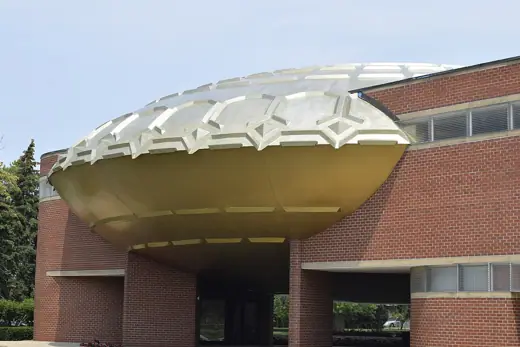 Photo 4: Exterior · Johnson Wax Company building