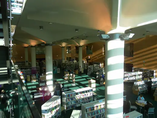 Photo 6: Interior