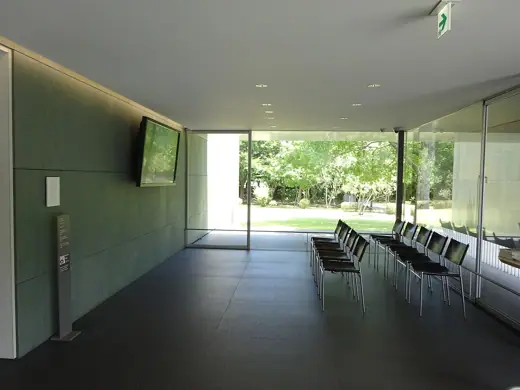 Photo 5: Interior