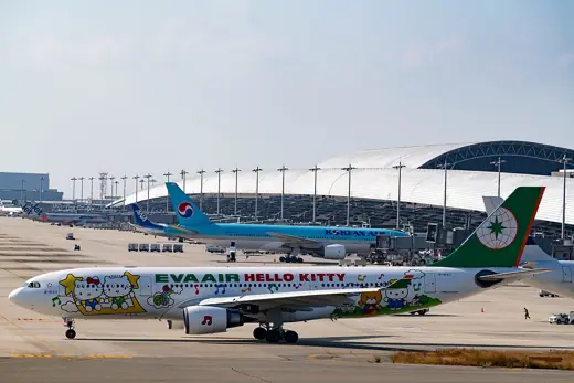 Photo 4: Exterior · EVA Air Airbus A330 Kansai International Airport