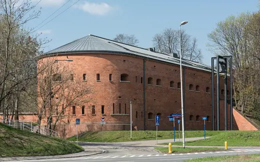 Photo 2: Exterior · Kaponiera południowa Cytadeli Warszawskiej