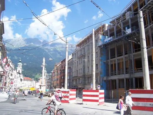 Photo 6: Context · Maria-Theresien-Straße (Maria Theresa Street), Innsbruck