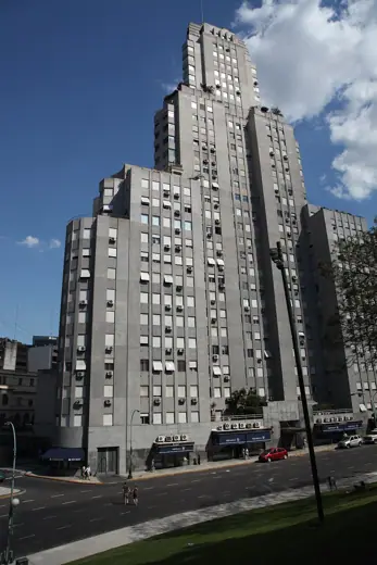 Photo 3: Exterior · Edificio Kavanagh, Buenos Aires