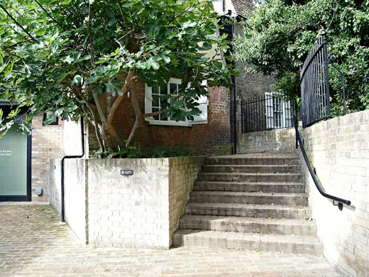 Photo 1: Exterior · Kettle's Yard, Cambridge
