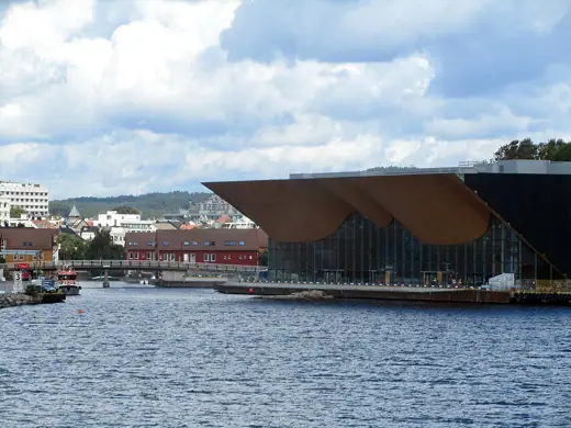 Photo 4: Exterior · Kilden teater og koncerthus Kristiansand set fra havnen