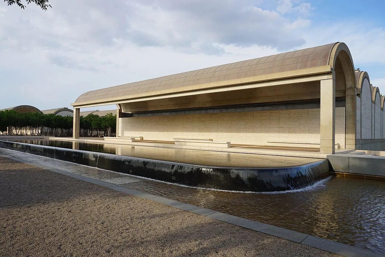 Kimbell Art Museum: Exterior · The Kimbell Art Museum in Fort Worth , Texas ( United States )