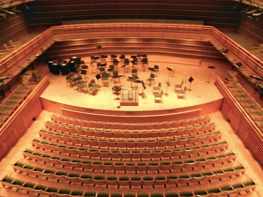 Photo 3: Interior