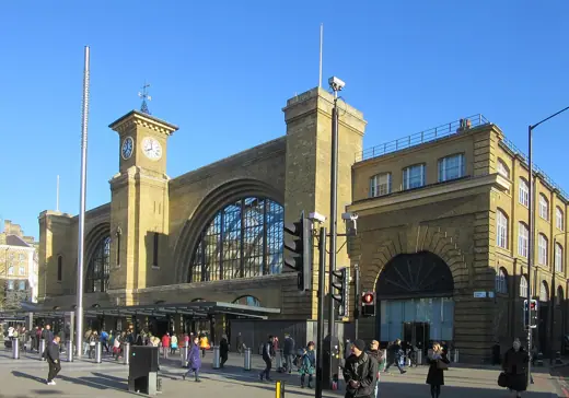 Photo 2: Exterior · London King's Cross Railway Station, London Borough of Camden, England
