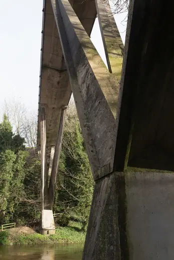 Photo 6: Context