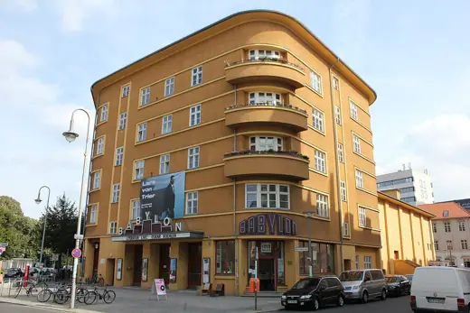 Photo 3: Context