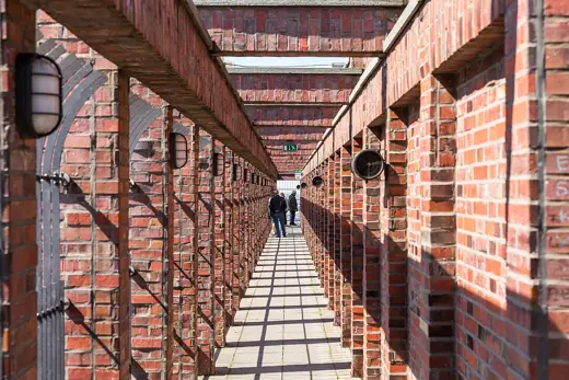 Photo 4: Exterior · Aussichtsplattform Kollhoff-Tower, Berlin